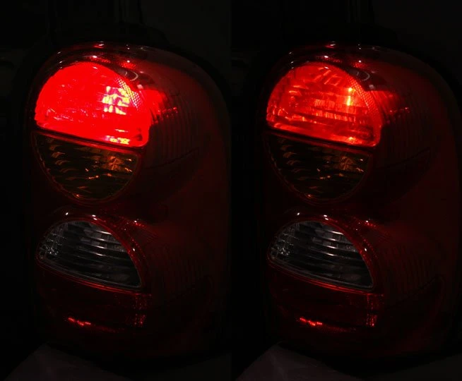 7507 (PY21W) LED Bulb - 18 SMD LED Tower - 2 Pack - Image 3