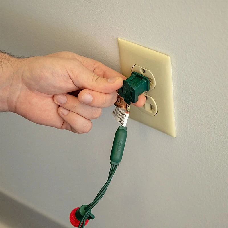 C9 Christmas LED String Lights - Slim Base - 17ft - 25 Retro Faceted Bulbs - Green Wire - Image 4