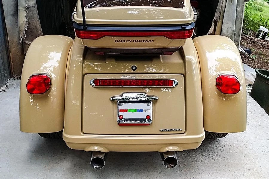 19β LED Stop, Turn, And Tail Light Bar - Truck And Trailer Light - 11 LED - Surface Mount - Pigtail Connector - Image 6