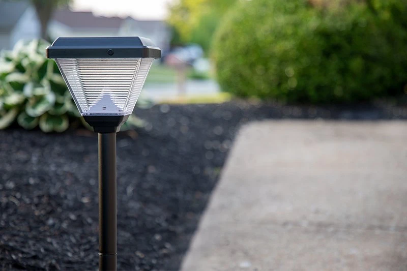 Square LED Solar Path Light - Dusk-to-Dawn Photocell - Stake Included - 200 Lumens - 3000K - Image 6