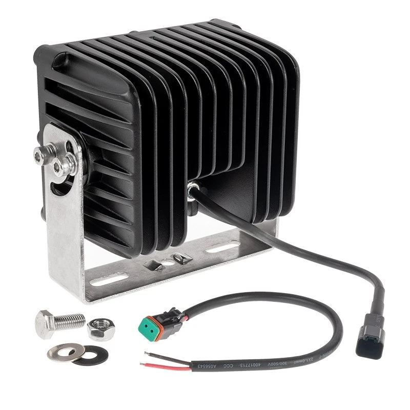 Off-Road LED Work / Spot Light - 6.5" Rectangular - 100W - 9,400 Lumens - Image 4